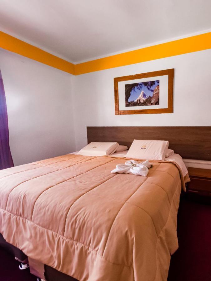 Hotel Valery II Huaraz  Extérieur photo