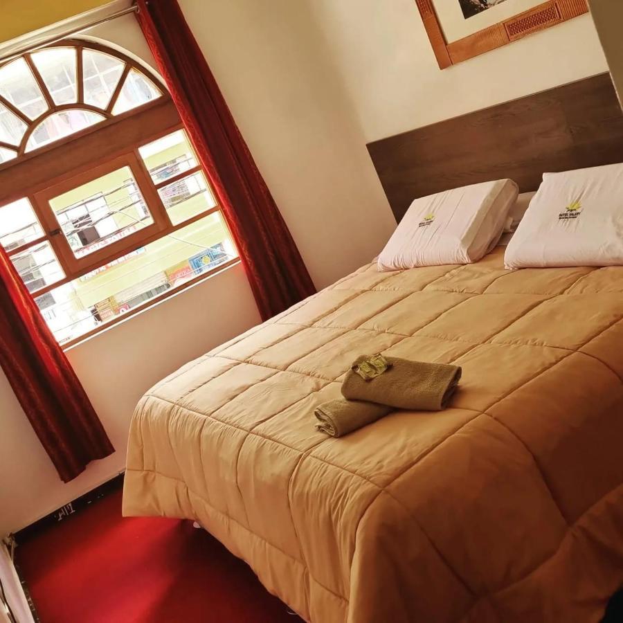 Hotel Valery II Huaraz  Extérieur photo